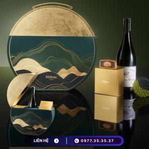 Hộp quà Trung thu Khách sạn Hilton Wine Version